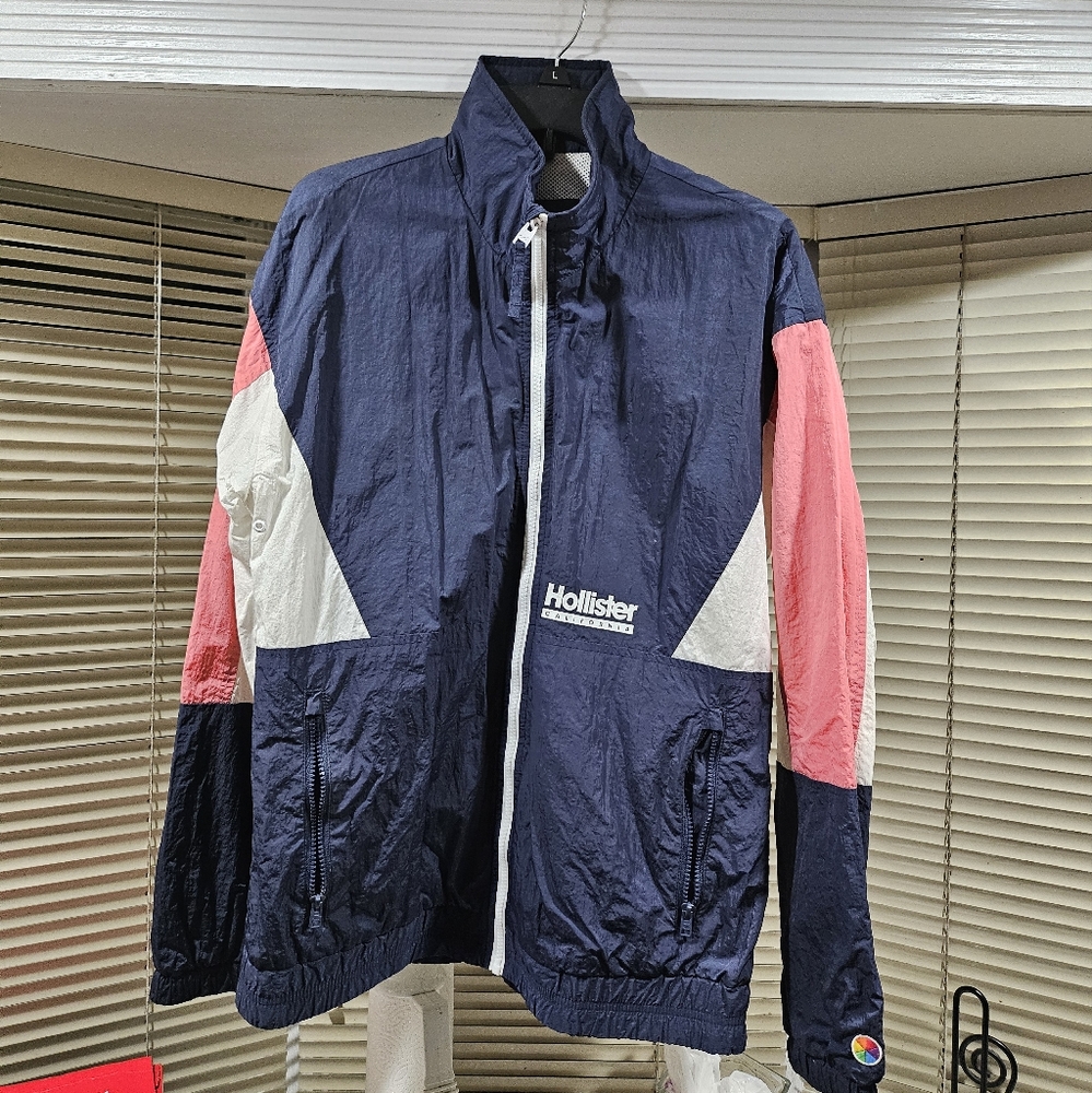 Hollister Lightweight Windbreaker for Womens - Picture 1 of 5